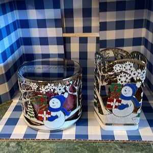 BATH AND BODY WORKS CHRISTMAS CANDLE SLEEVE AND SOAP HOLDER NWT!